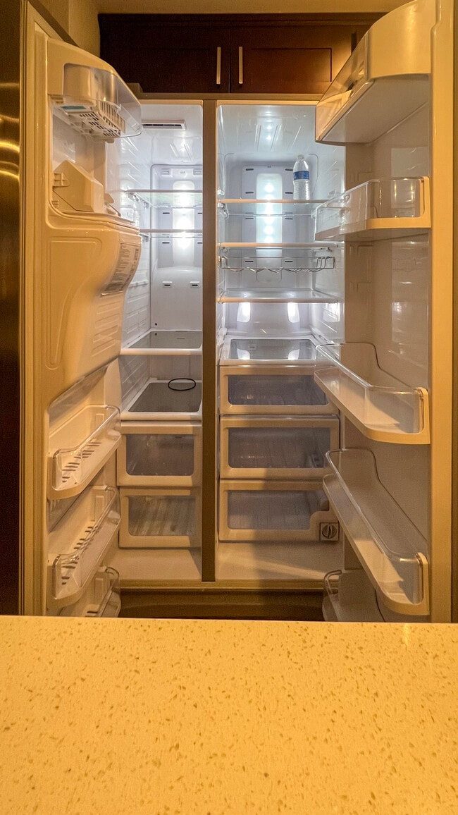 Building Photo - 4755 Templeton St