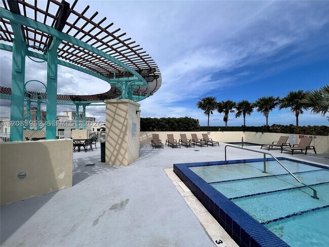 Building Photo - 7265 SW 89th St