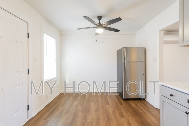 Building Photo - 929 Cantwell St