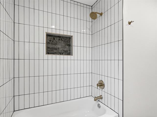 Building Photo - 1808 Oates Dr