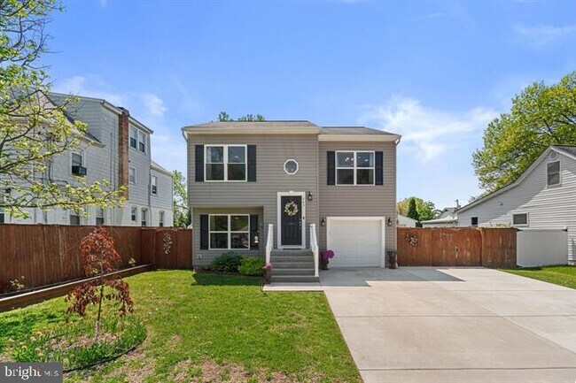 Building Photo - 465 Carvel Beach Rd