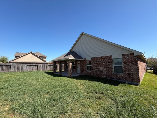 Building Photo - 4615 Tuscan Lily Dr