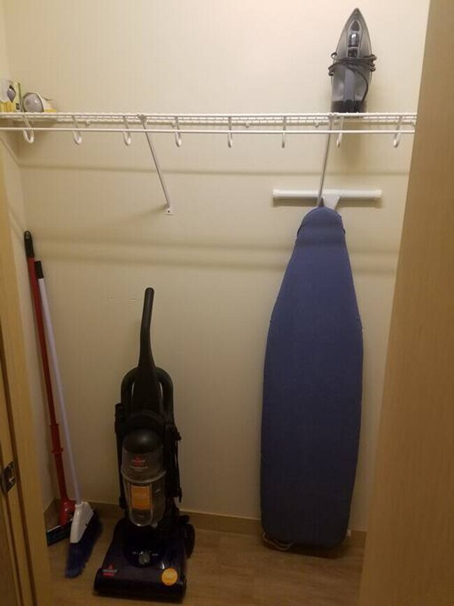 Building Photo - N72W13536 Lund Ln