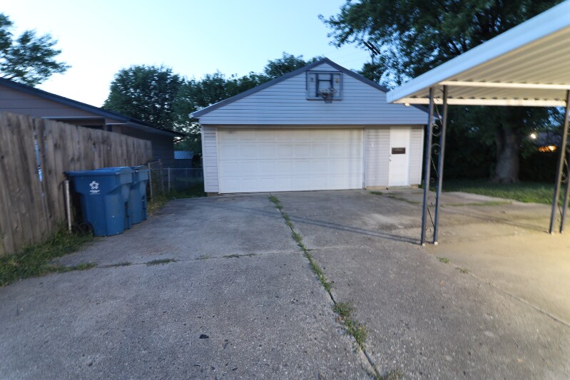 Building Photo - 4889 Fishburg Rd
