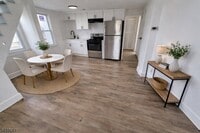 Building Photo - 611 New York Ave