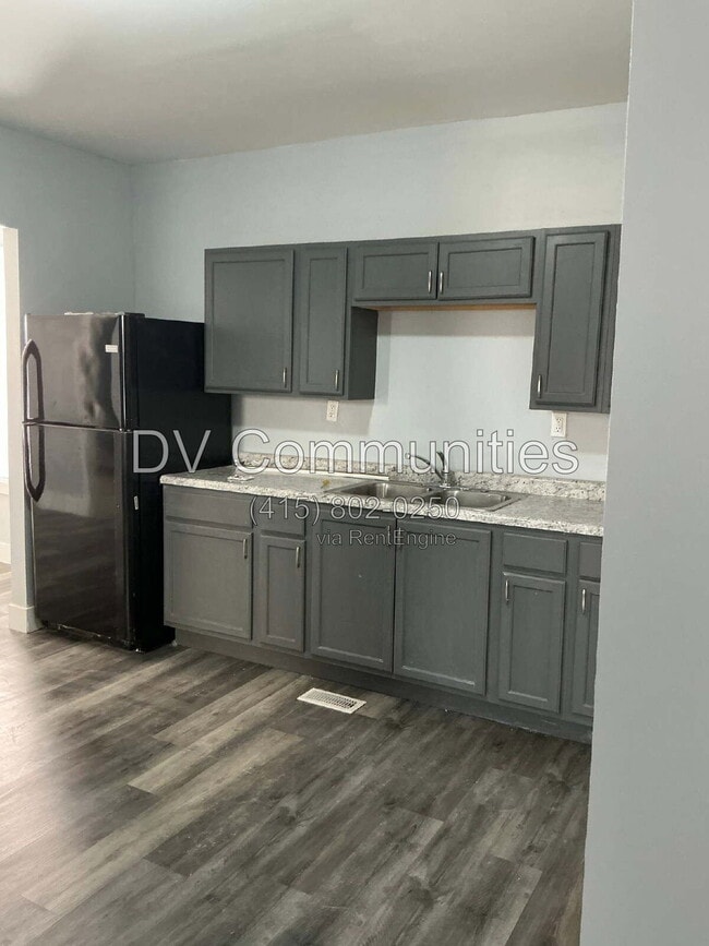 Building Photo - 2084 W 81st St
