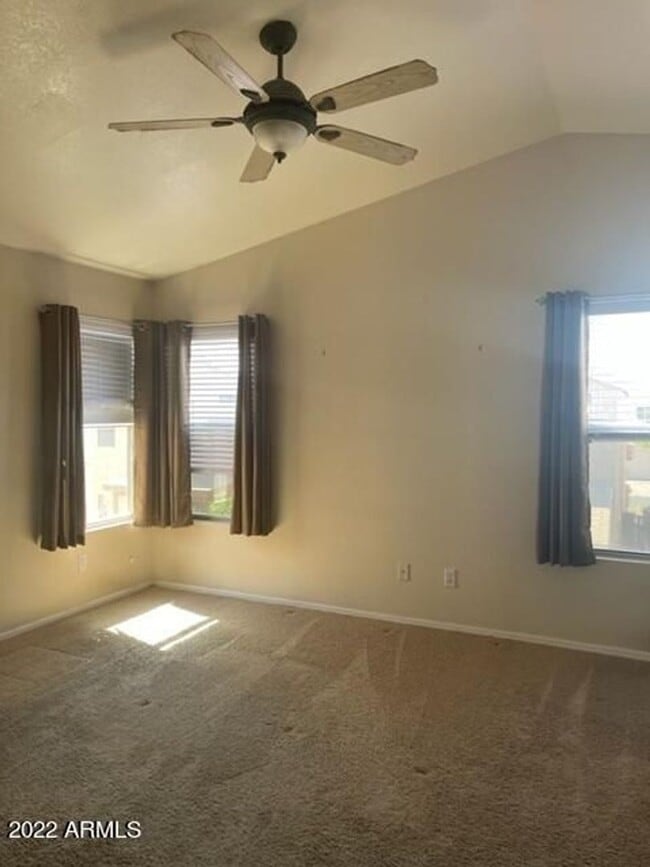 Building Photo - 4911 W Wahalla Ln