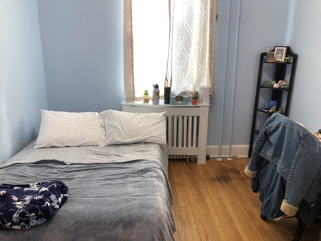 Building Photo - 700 Washington St