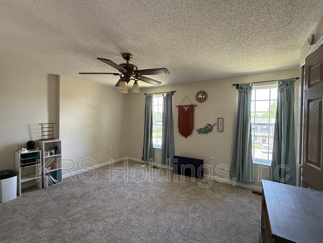 Building Photo - 129 Cindie Ln