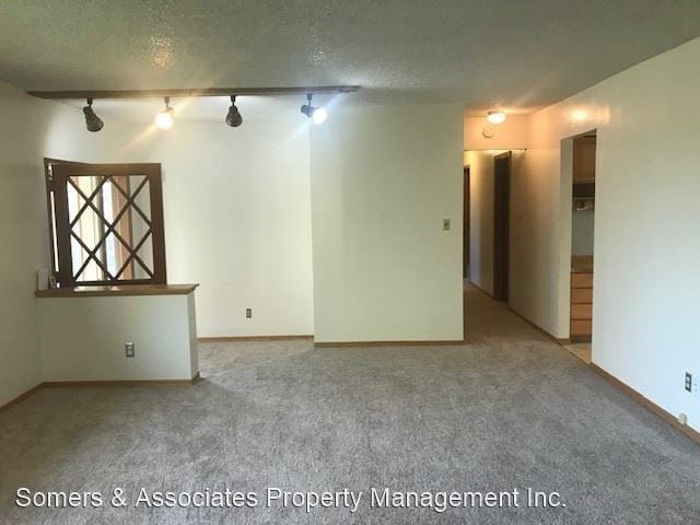 Building Photo - 3 br, 2 bath House - 608 Ridgecrest