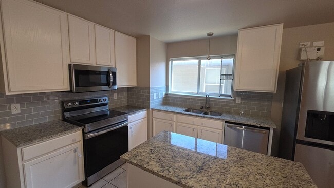 Building Photo - The Hills at Shaenfield 4 Bedroom