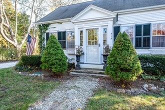 Building Photo - 415 Barlows Landing Rd