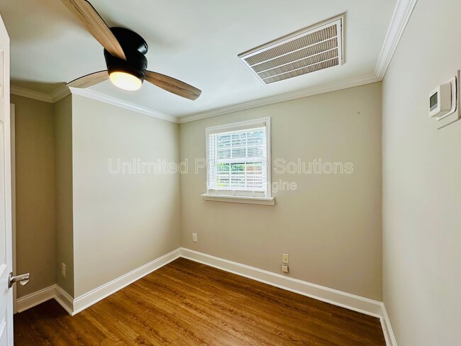 Building Photo - 3416 Wilshire Blvd