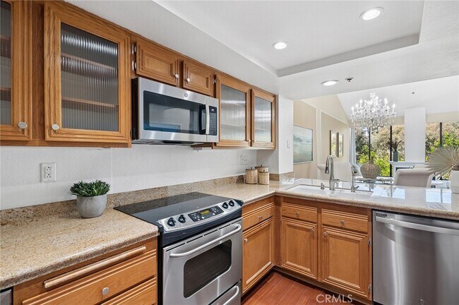Building Photo - 230 Lille Ln