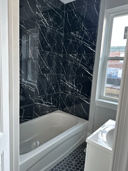 Building Photo - 3034 N 22nd St