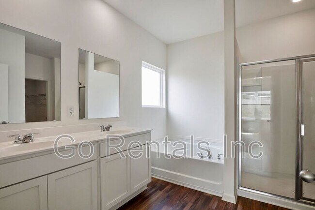 Building Photo - 2020 Lonesome Hen Ln