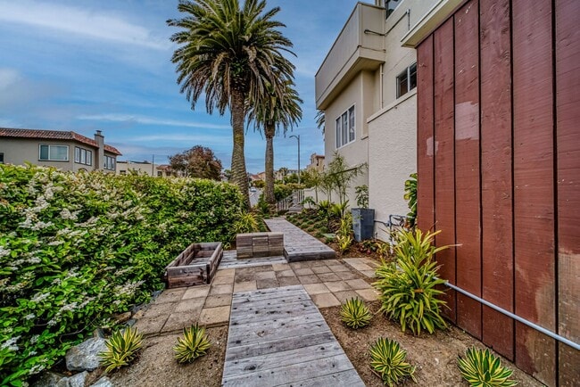 Building Photo - BALBOA TERRACE HOME FOR RENT - $8,000 /month