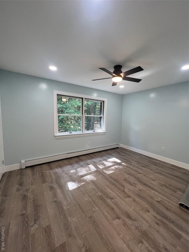 Building Photo - 60 Sunflower Dr