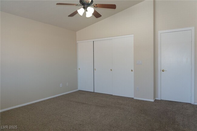 Building Photo - 5258 Cedar Bridge Ct