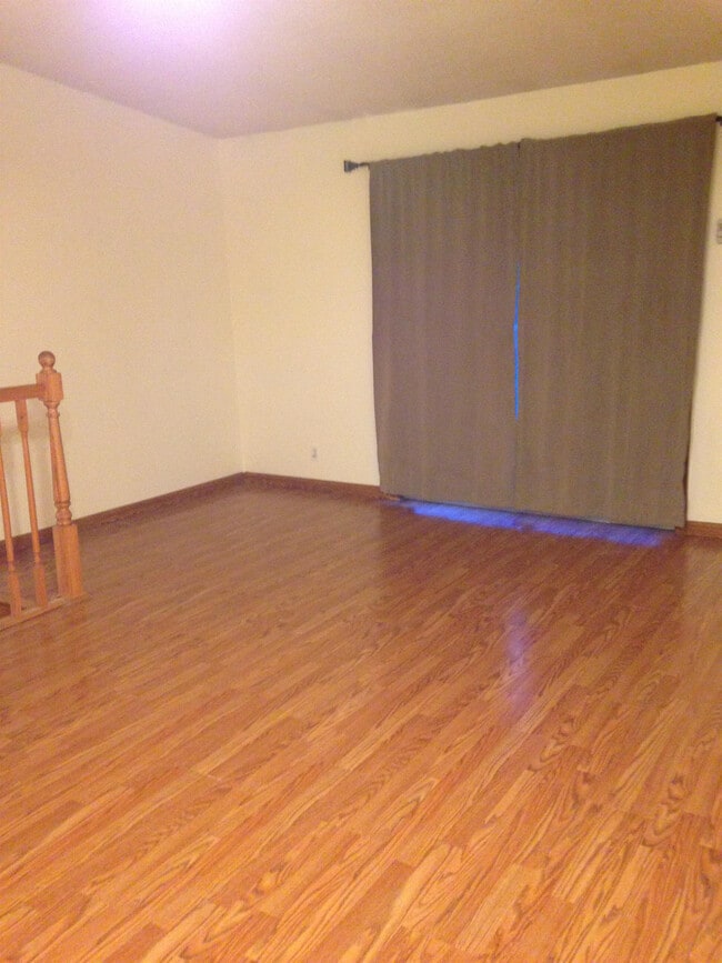 Building Photo - 17490 Pond Cir