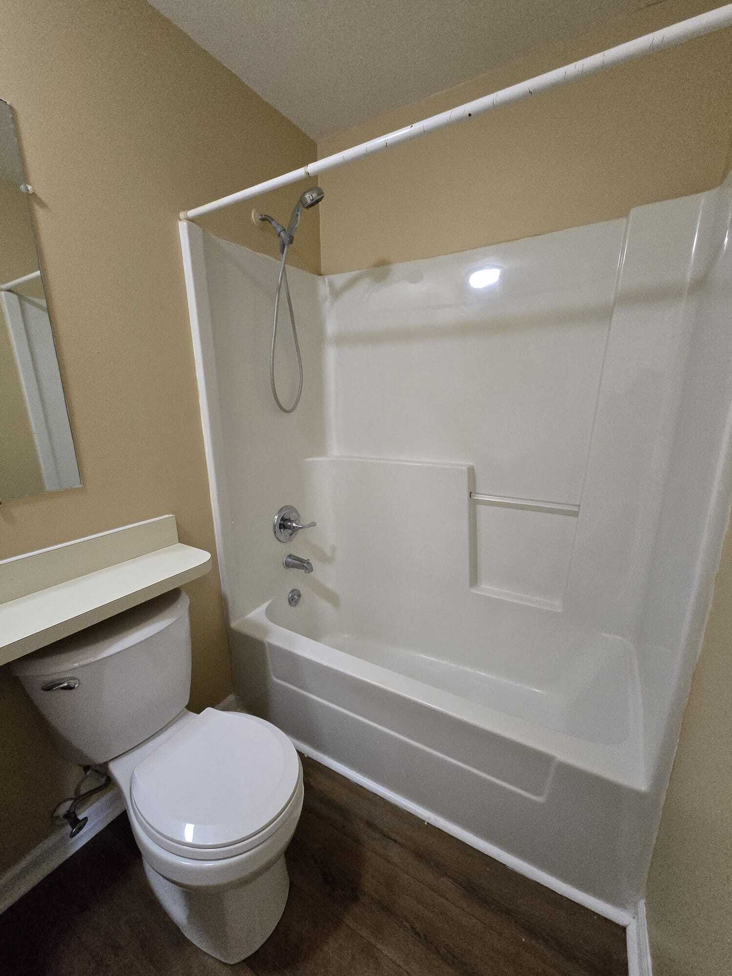 Building Photo - 463 Whalley Ave