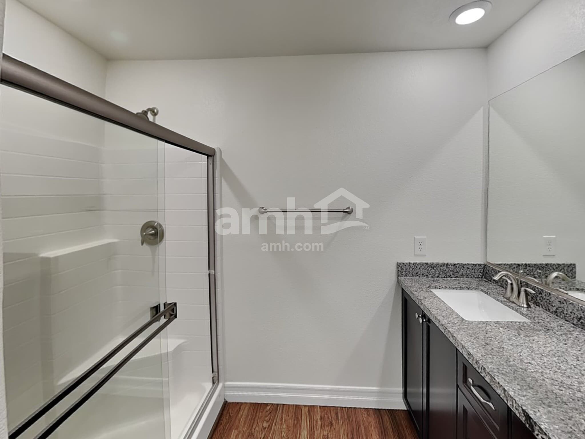 Building Photo - 9875 S Eastern Ave