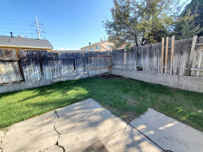 Building Photo - 2775 2855 W