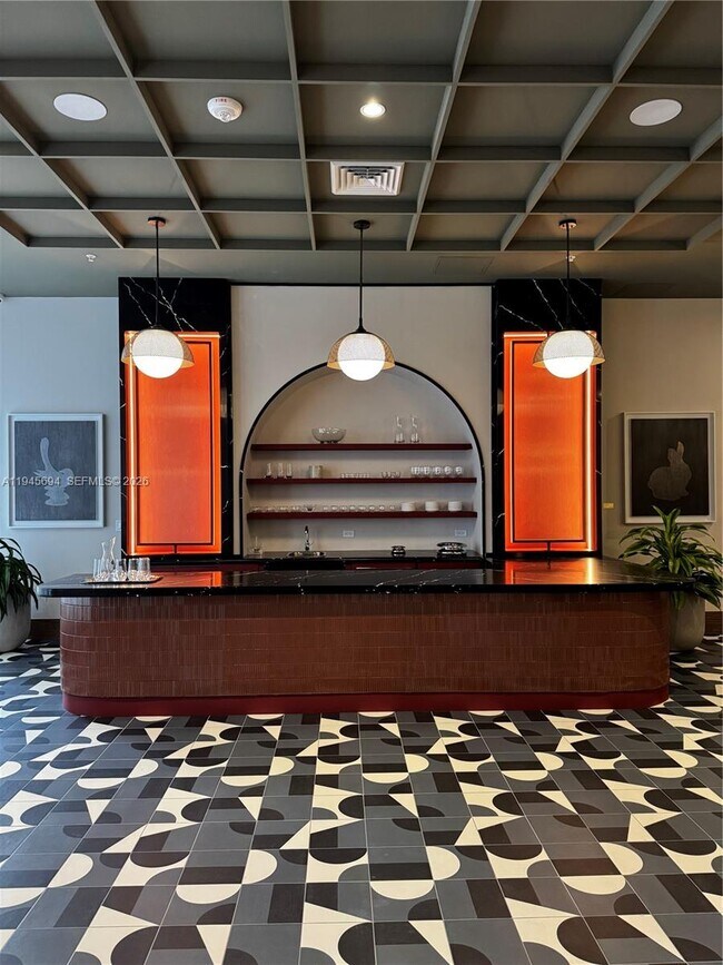 Building Photo - 11 NE 6th St