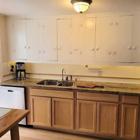 Kitchen - 114 Second St