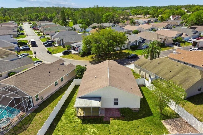 Building Photo - 7904 Floradora Dr