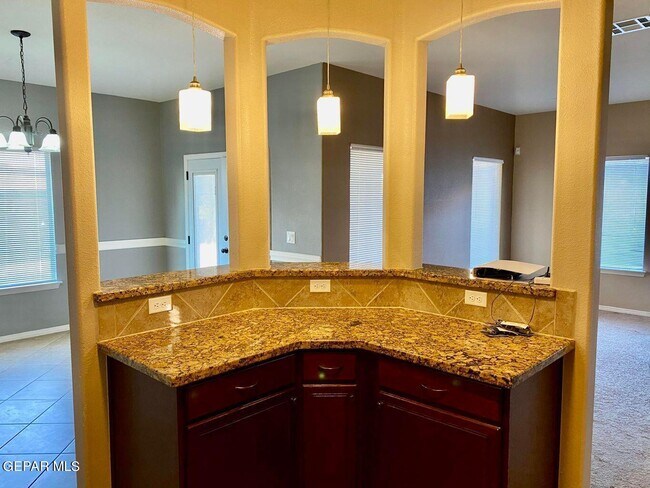 Building Photo - 12331 Sombra Grande Dr