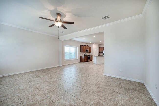 Building Photo - 10500 Crescendo Ln