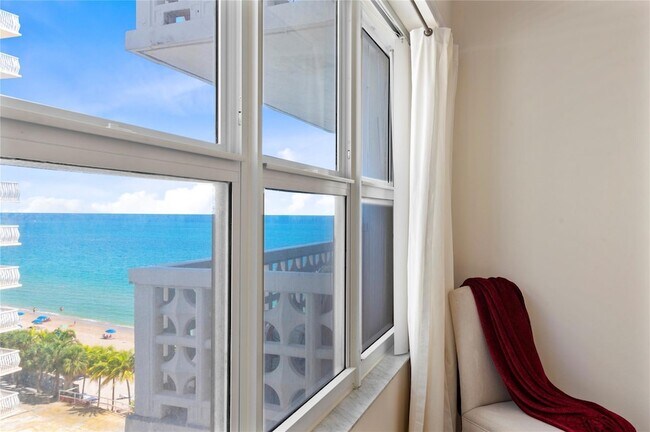 Building Photo - 4010 Galt Ocean Dr
