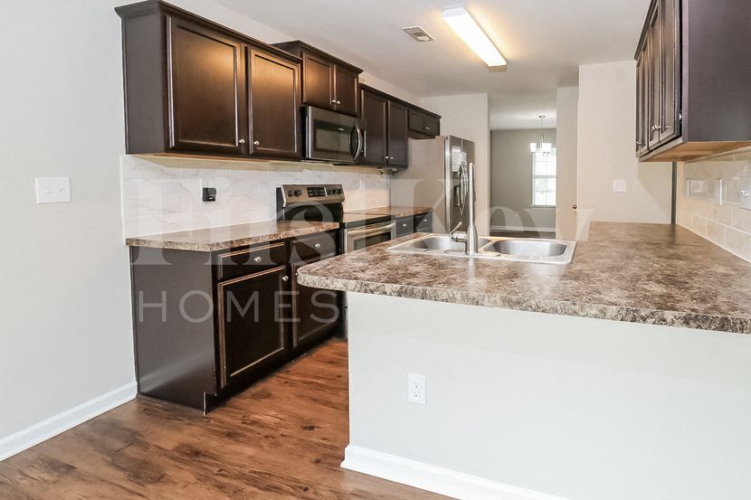 Building Photo - 2637 Cider Ridge Rd