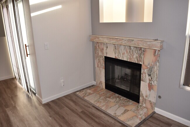 Building Photo - 10991 Scripps Ranch Blvd