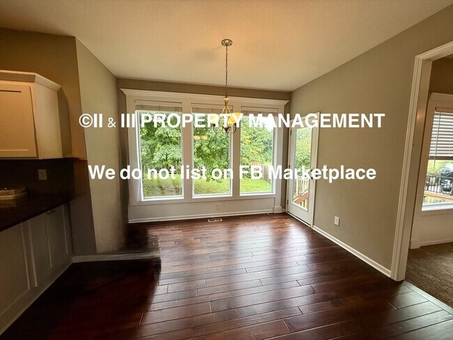 Building Photo - 9548 Roundtree St
