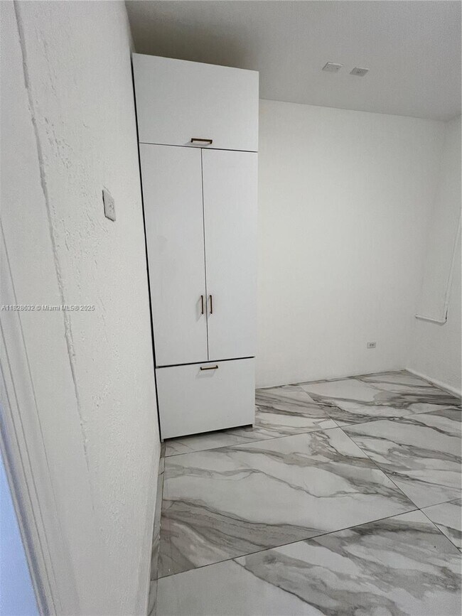 Building Photo - 11370 SW 254th Terrace