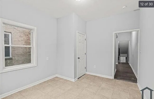 Building Photo - Modern 6-Bedroom Home in North Philadelphia