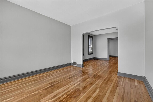 Building Photo - 5719 Gravois Ave