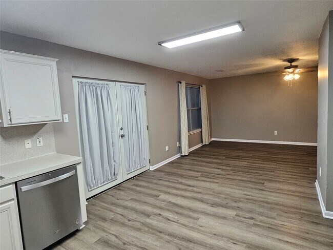Building Photo - 19411 Ambrosia Falls Dr