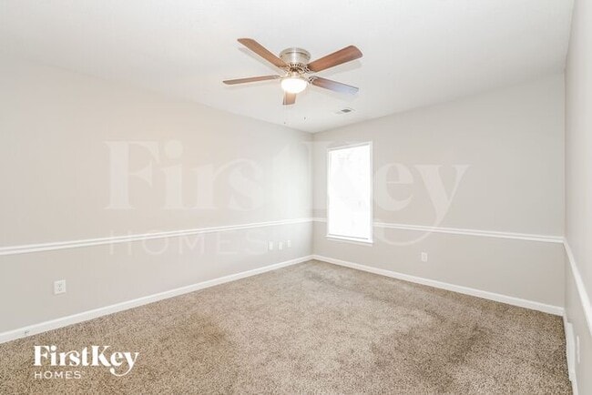 Building Photo - 5041 Cottage Ln