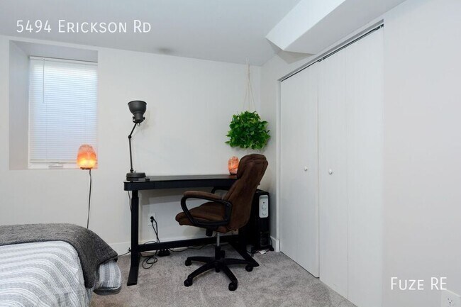 Building Photo - 5494 Erickson Rd