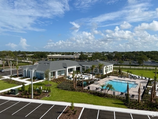 Building Photo - Westshore Palm Bay