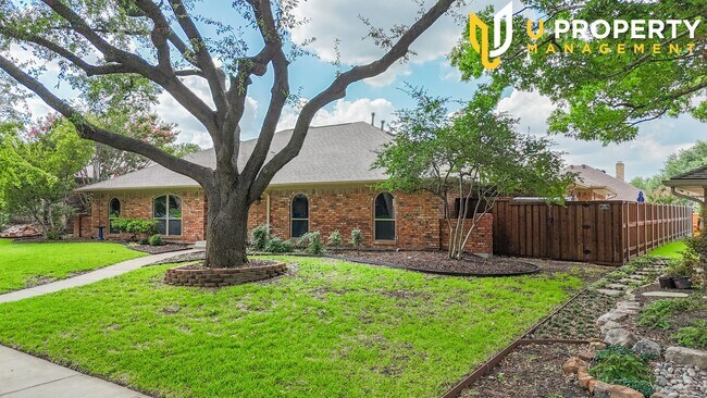 Building Photo - Great property in Plano mature community w...