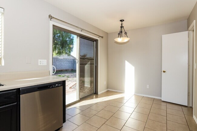 Building Photo - 12433 W Larkspur Rd