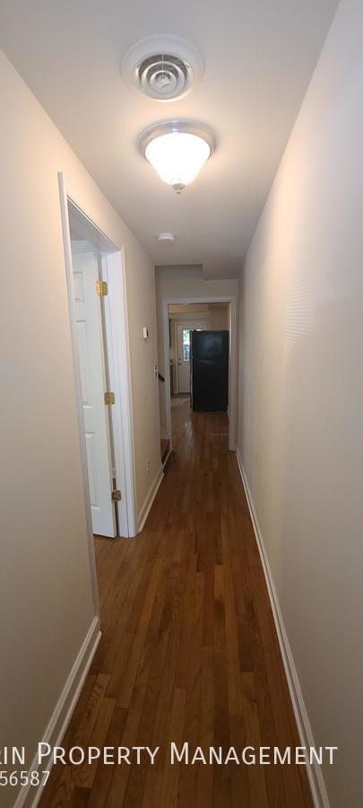 Building Photo - 413 N Hancock St