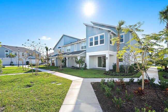 Building Photo - 16377 Biltmore Lndg