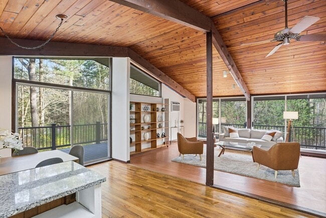 Building Photo - 234 Tophet Rd