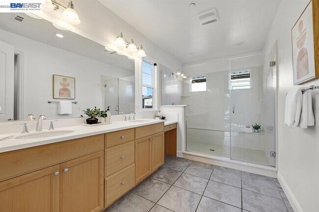 Building Photo - 6180 Alpine Blue Dr