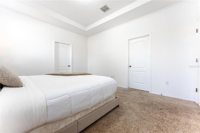 Building Photo - 5151 Ravena Ave E